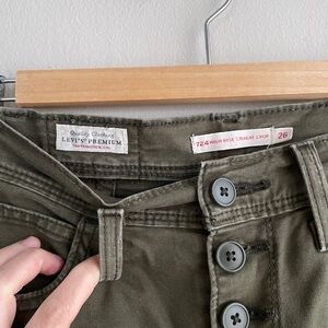 Levi’s 724 Cropped Utility Pants